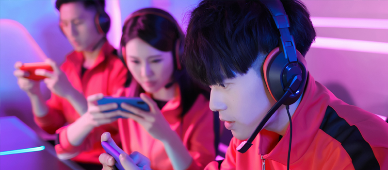 Equipe de esport jogando Equipe de esport jogando